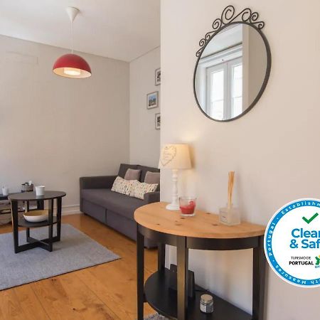 شقة Cozy Flat In The Heart Of Alfama Lisboa المظهر الخارجي الصورة